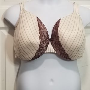 CACIQUE 44F Pinstripe with Lace Detail.
